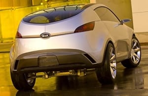 Vista trasera de tres cuartos del prototipo Kia Kue